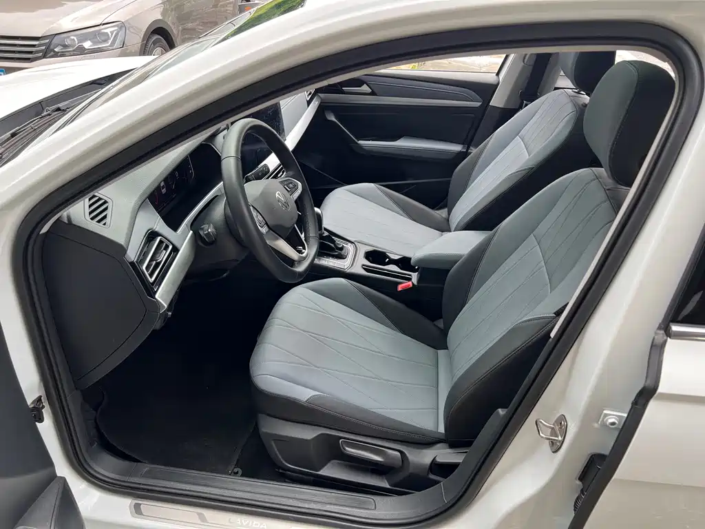 Volkswagen Lavida 2023