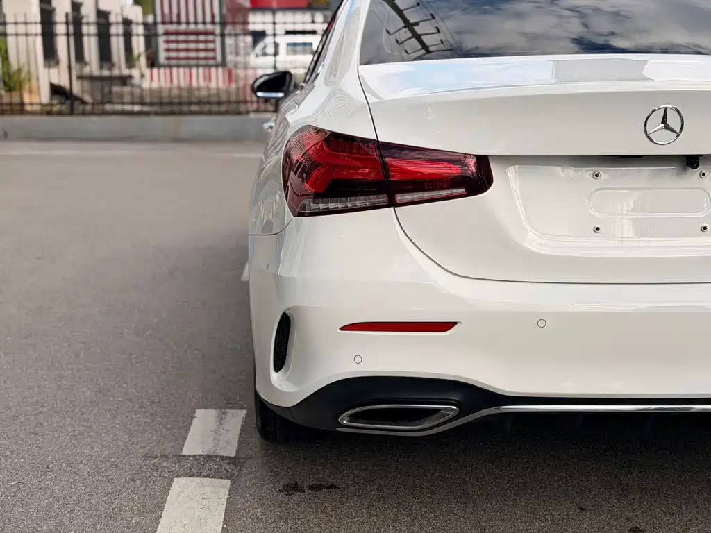 Mercedes-Benz A-Class 2021 — фото 11