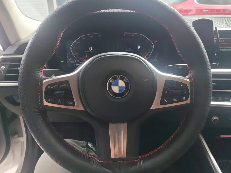 BMW 3 Series 2021 — фото 15