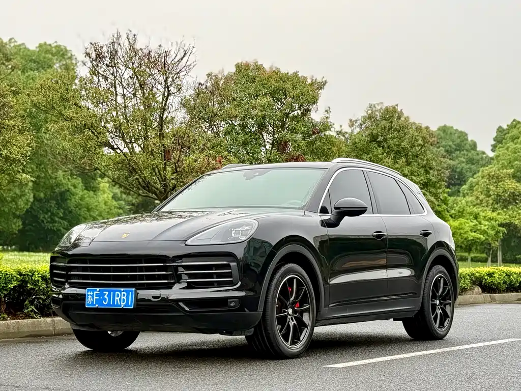 Porsche Cayenne 2018 — фото 1