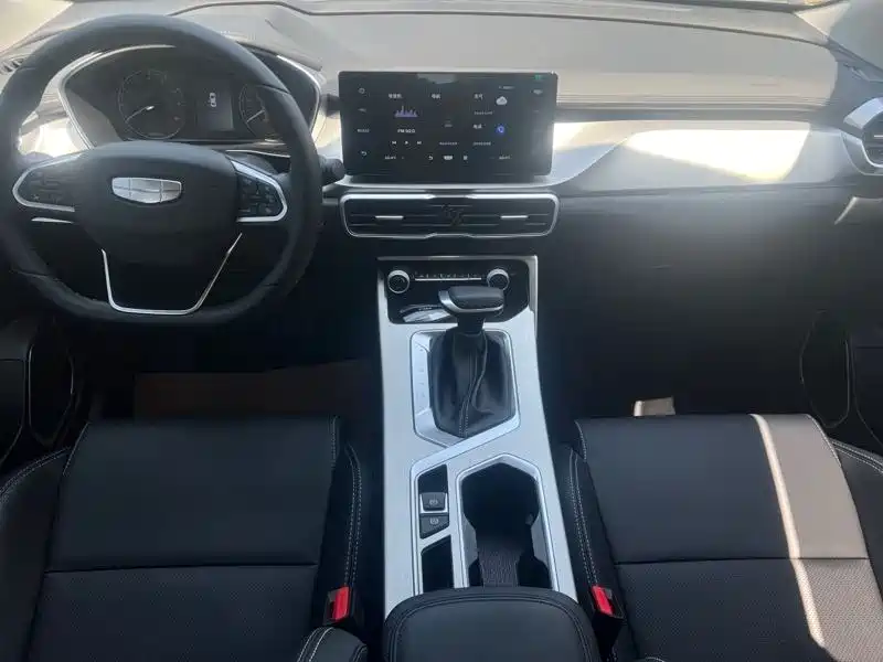 Geely Binyue 2025