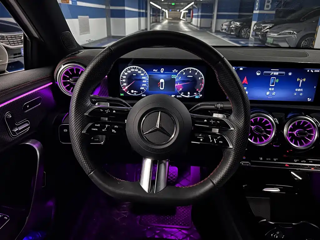 Mercedes-Benz A-Class 2025 — фото 10