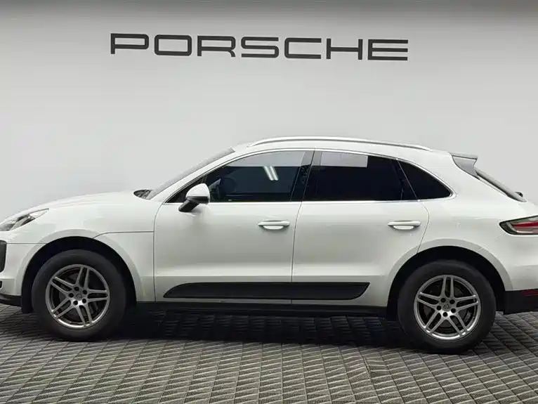 Porsche Macan 2021 — фото 4