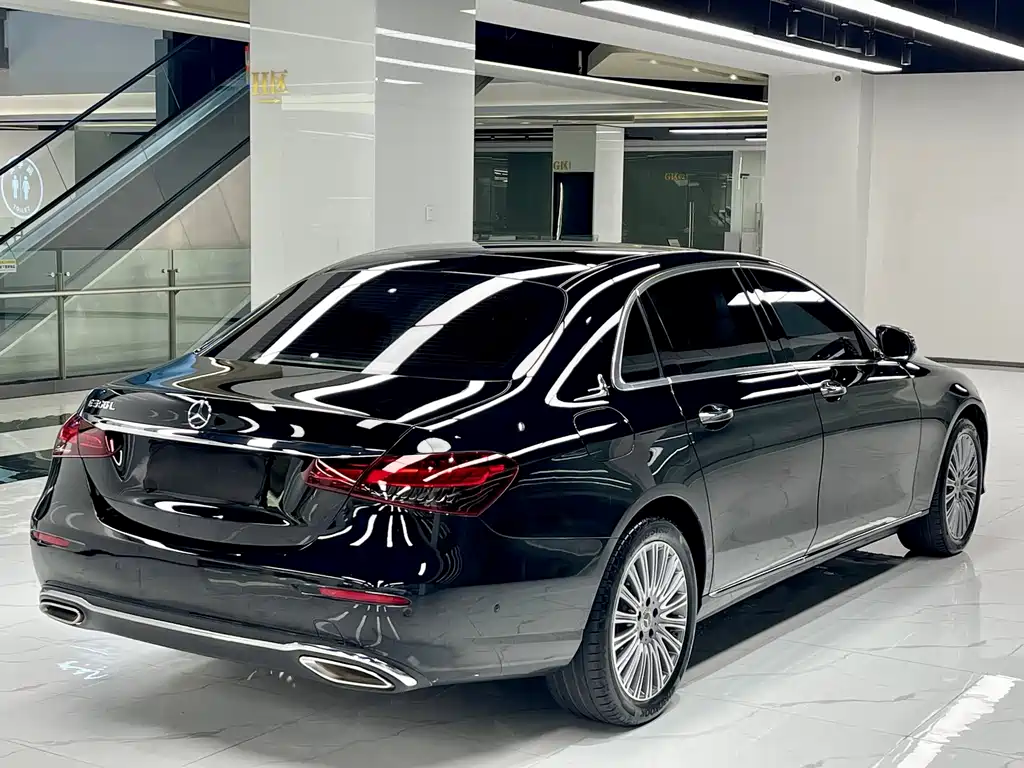 Mercedes-Benz E-Class 2021