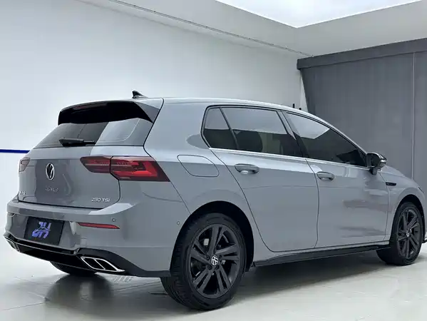 Volkswagen Golf 2022