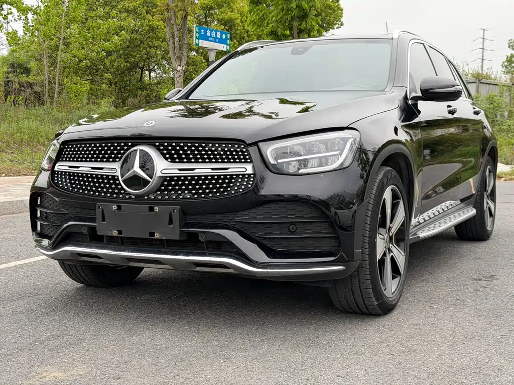 Mercedes-Benz GLC 2023 — фото 1
