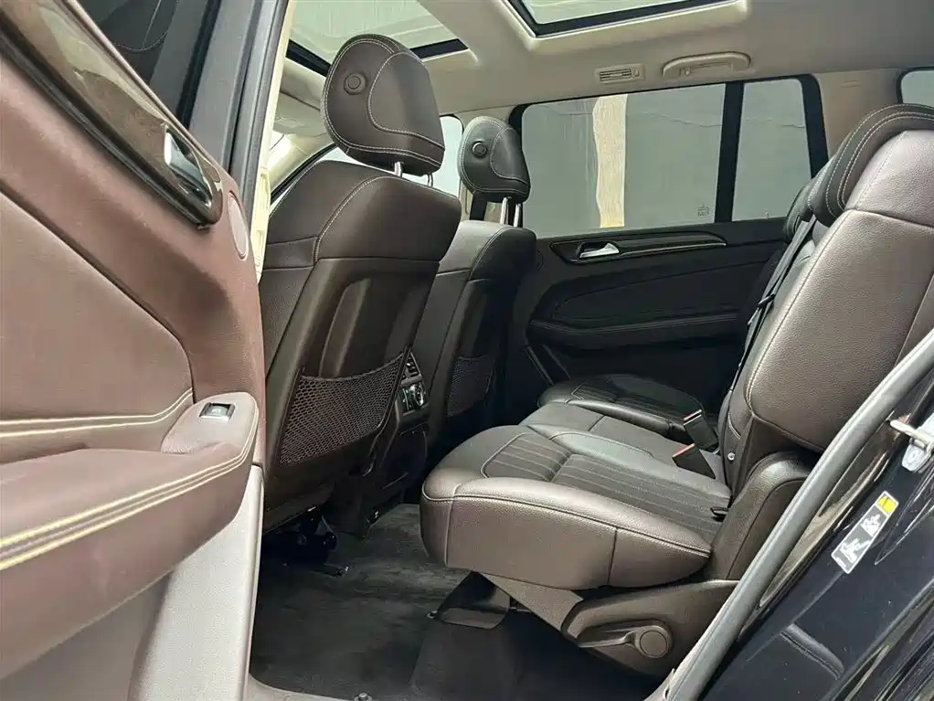 Mercedes-Benz GLS 2018 — фото 10