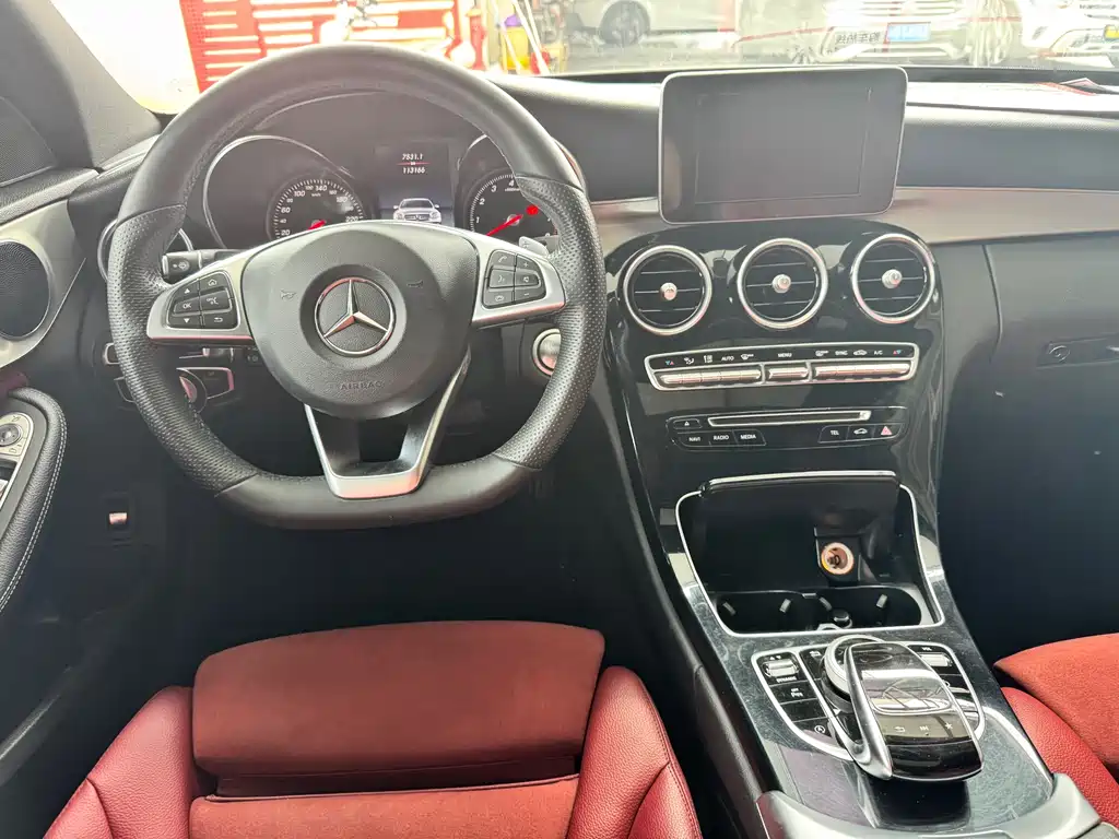 Mercedes-Benz C-Class 2018 — фото 9