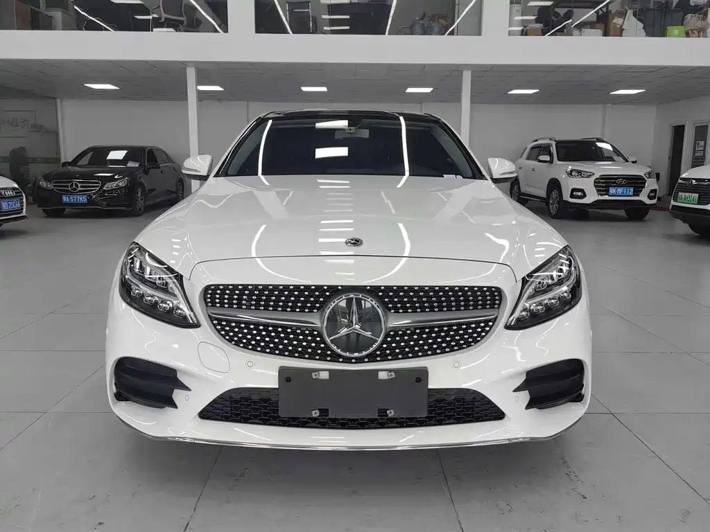 Mercedes-Benz C-Class 2020