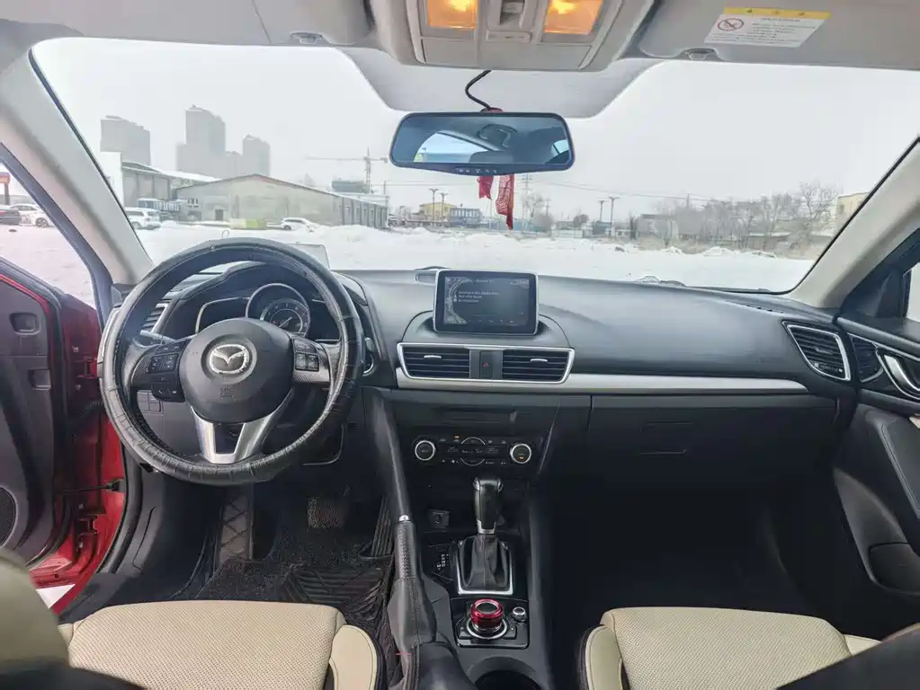 Mazda 3 Axela 2015 — фото 5