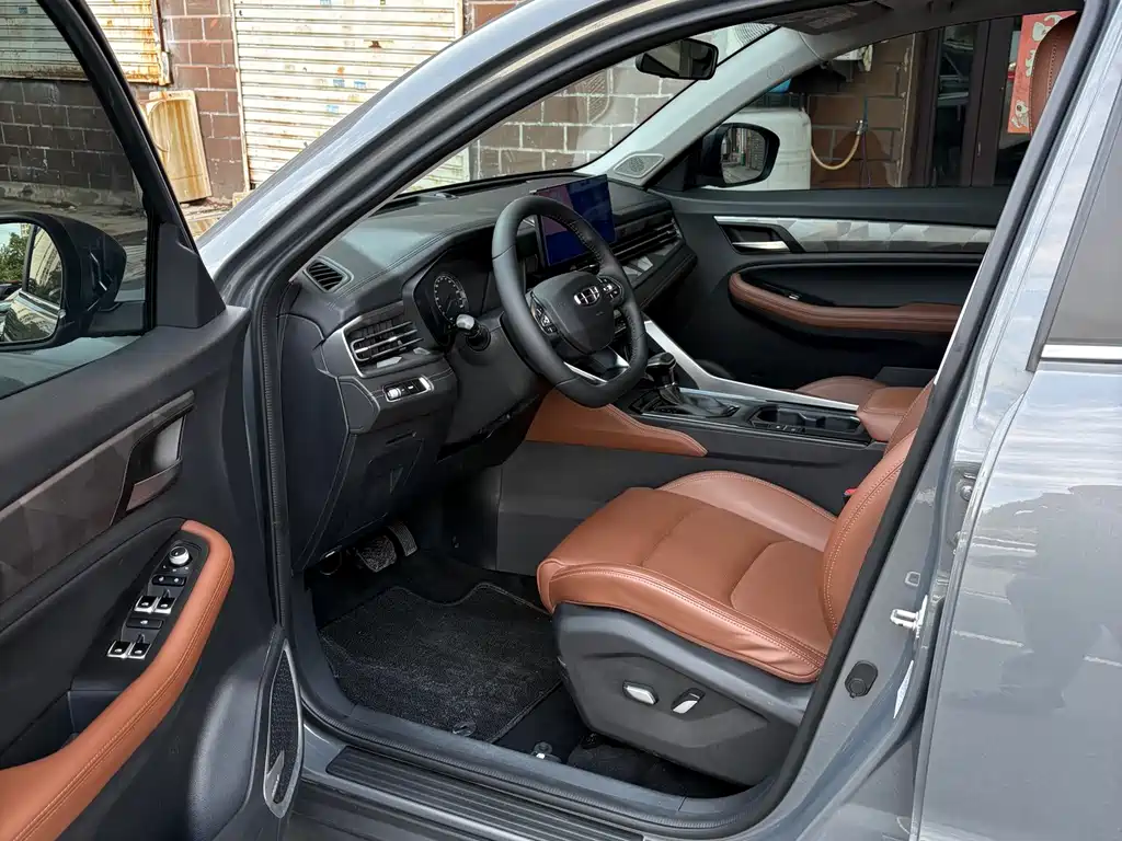 Geely Vision X6 2022