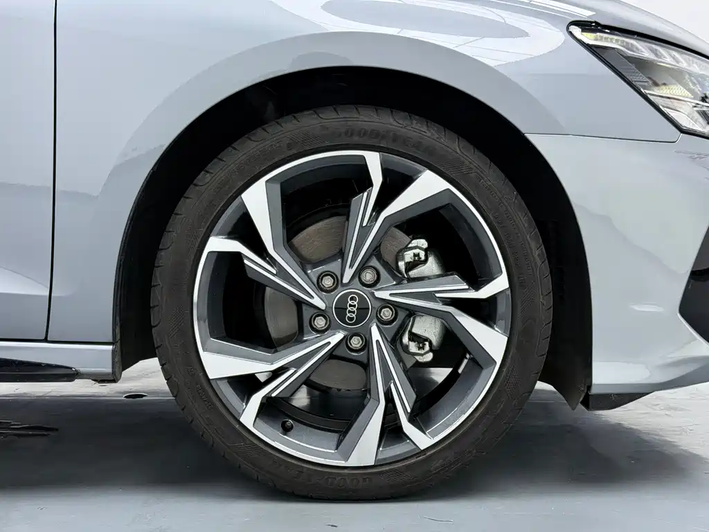 Audi A3 2022 — фото 16