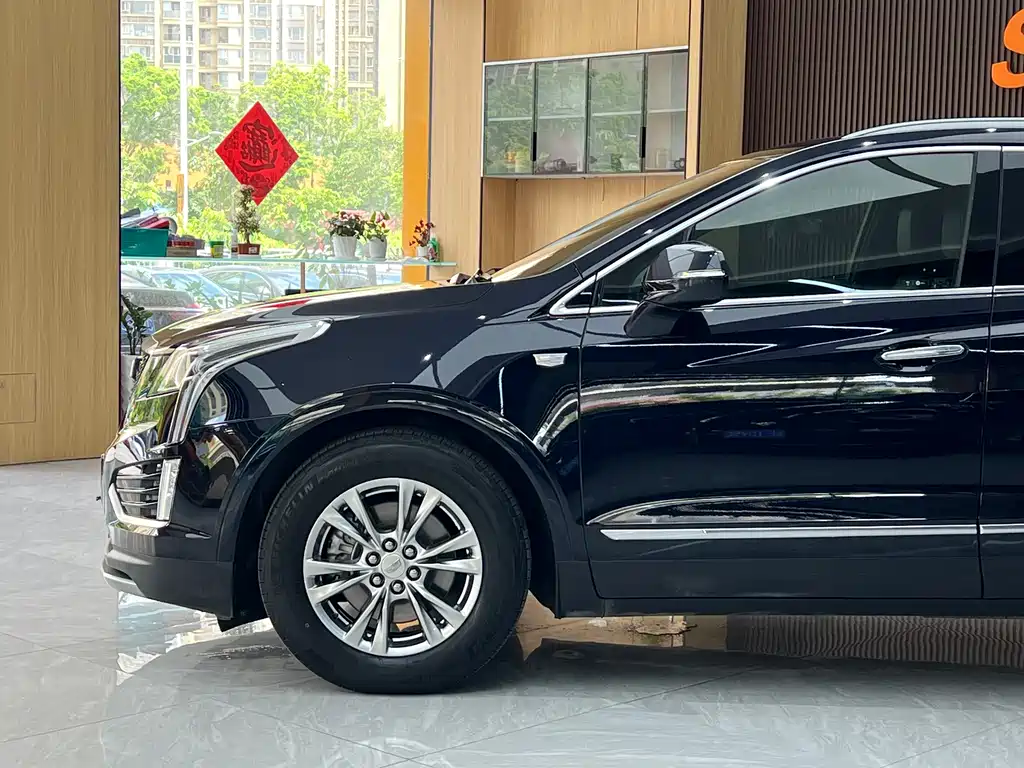 Cadillac XT5 2020 — фото 14