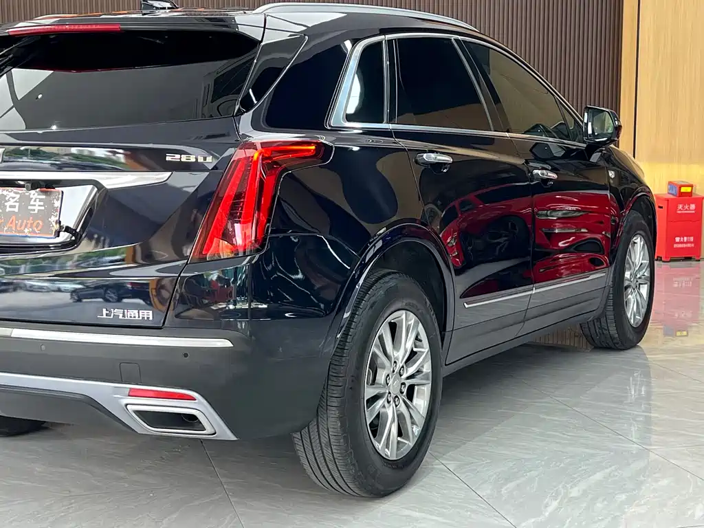 Cadillac XT5 2020 — фото 19