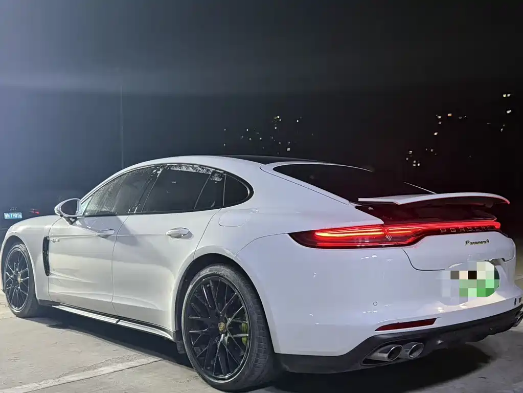 Porsche Panamera Hybrid 2022 — фото 4