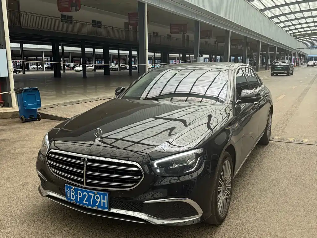 Mercedes-Benz E-Class 2023