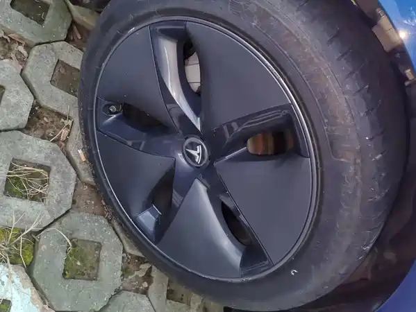 Tesla Model 3 2020
