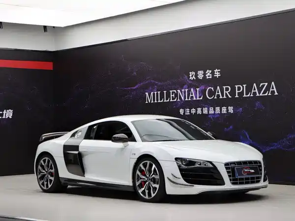 Audi R8 2011
