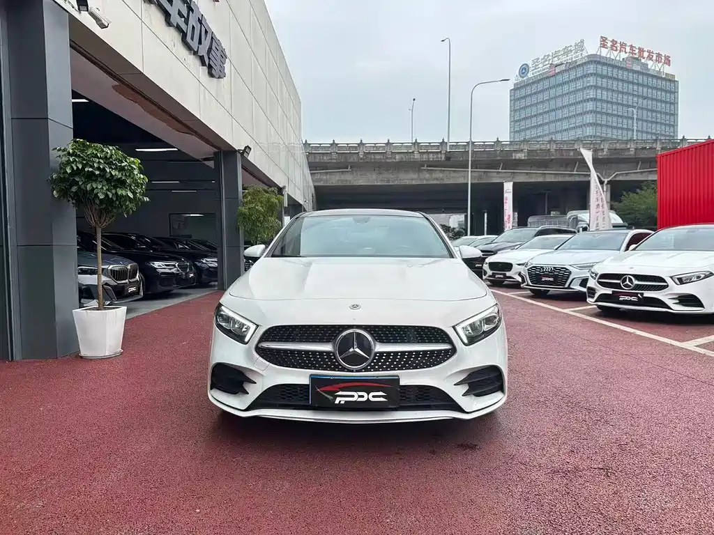 Mercedes-Benz A-Class 2023 — фото 3