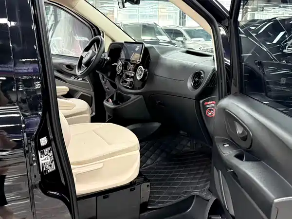 Mercedes-Benz Vito 2022