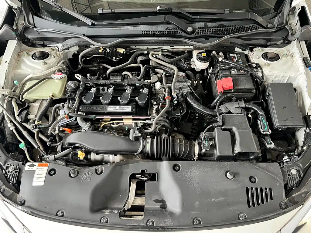 Honda Civic 2018 — фото 13