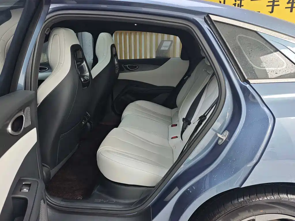 BYD Seal 06 2025