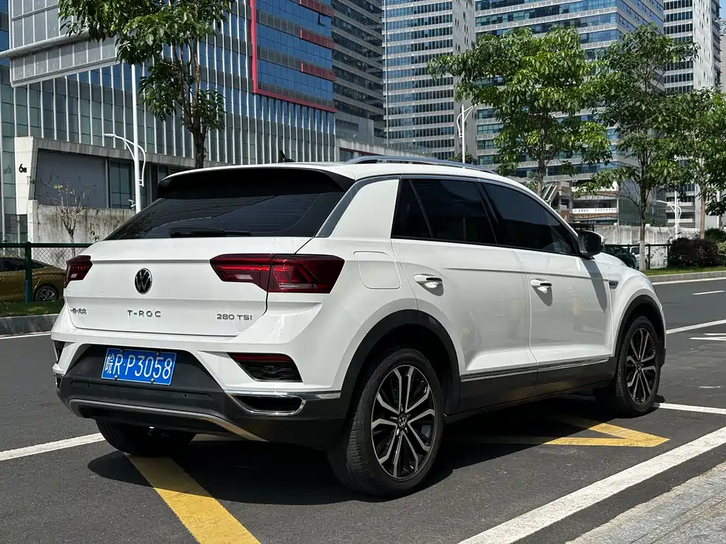 Volkswagen T-Roc 2022 — фото 7