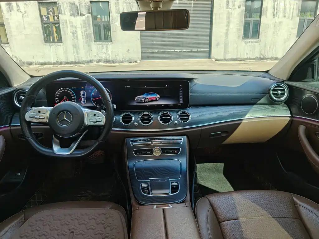 Mercedes-Benz E-Class 2019 — фото 6