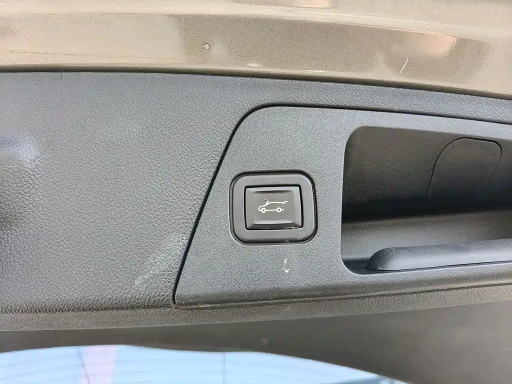 Buick Envision Plus 2020 — фото 22