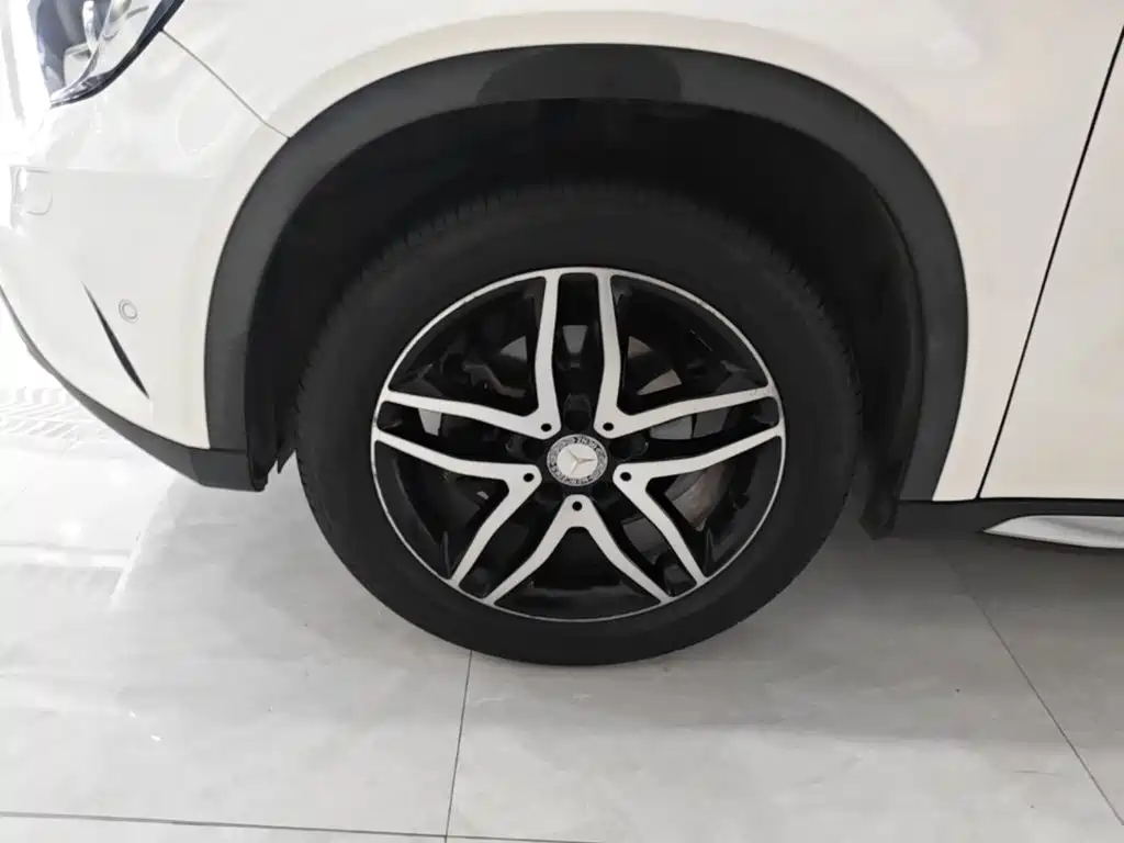 Mercedes-Benz GLA 2016 — фото 23