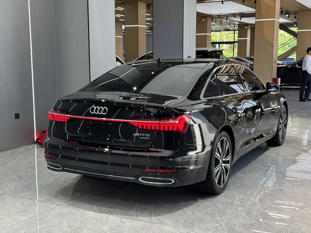 Audi A6L 2021