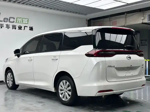 GAC Trumpchi M6 2021