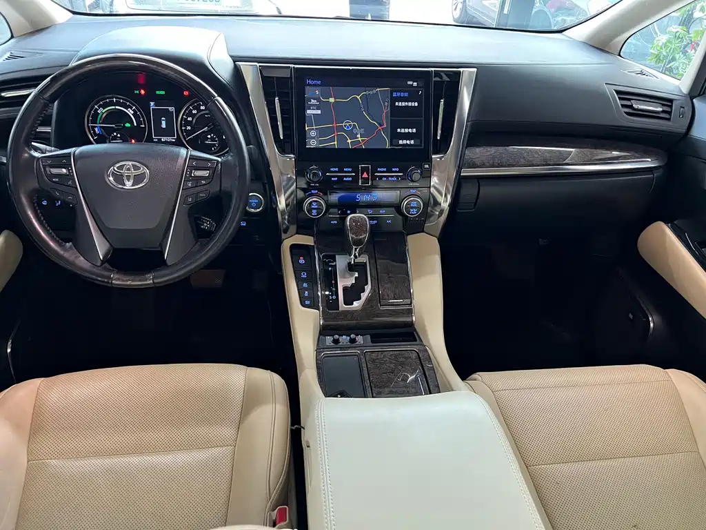 Toyota Alphard 2021 — фото 10