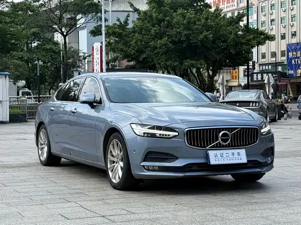 Volvo S90 2017