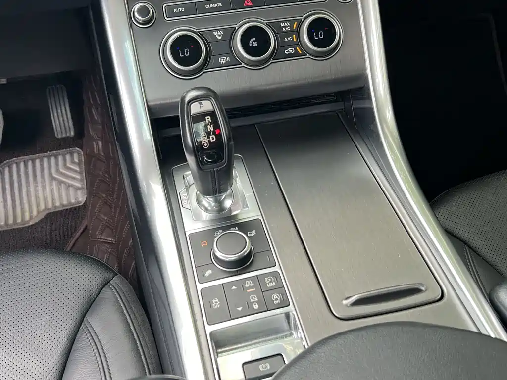Land Rover Sport 2017 — фото 13