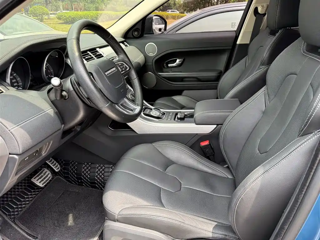 Land Rover Evoque 2015 — фото 6