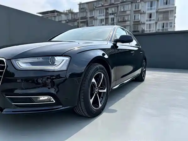 Audi A4L 2013