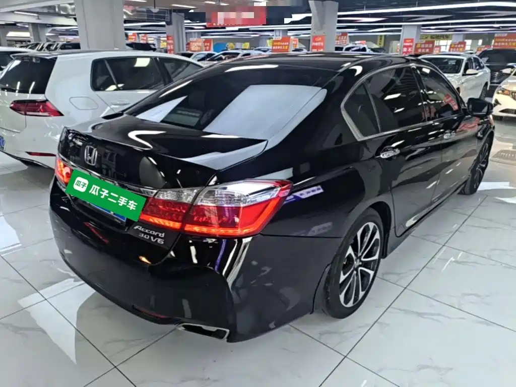 Honda Accord 2016 — фото 7