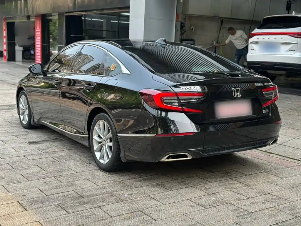 Honda Accord 2023 — фото 14