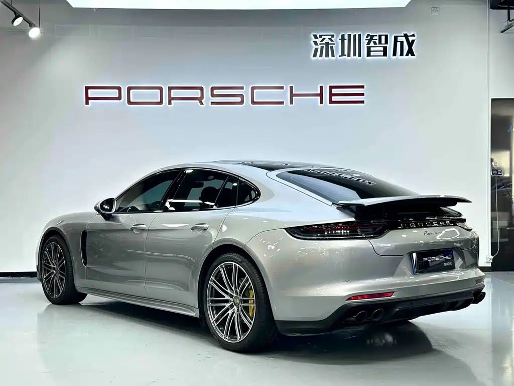 Porsche Panamera 2021 — фото 10