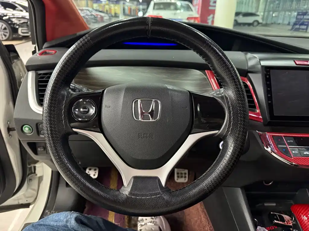 Honda Jade 2018 — фото 11