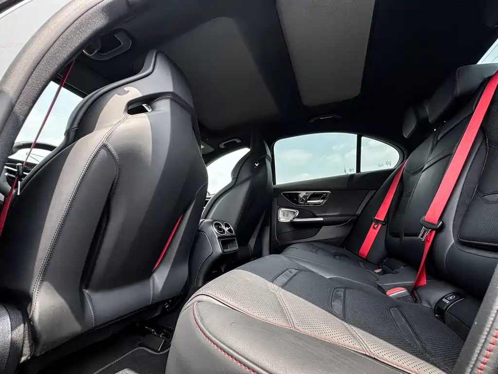 Mercedes-Benz C-Class AMG New Energy 2025 — фото 7