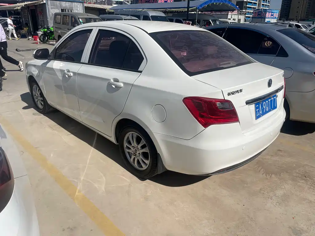 Changan Yuexiang 2018 — фото 6