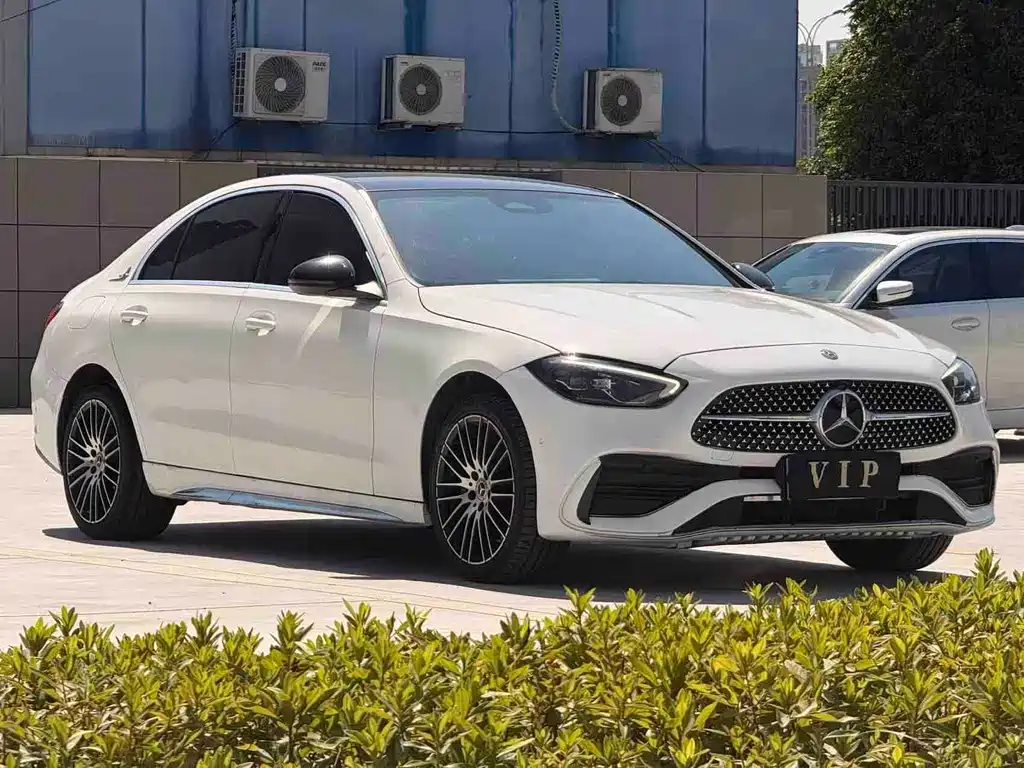 Mercedes-Benz C-Class 2022