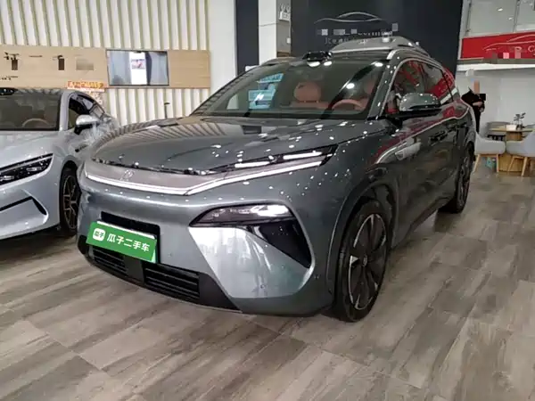 BYD Tang L 2025