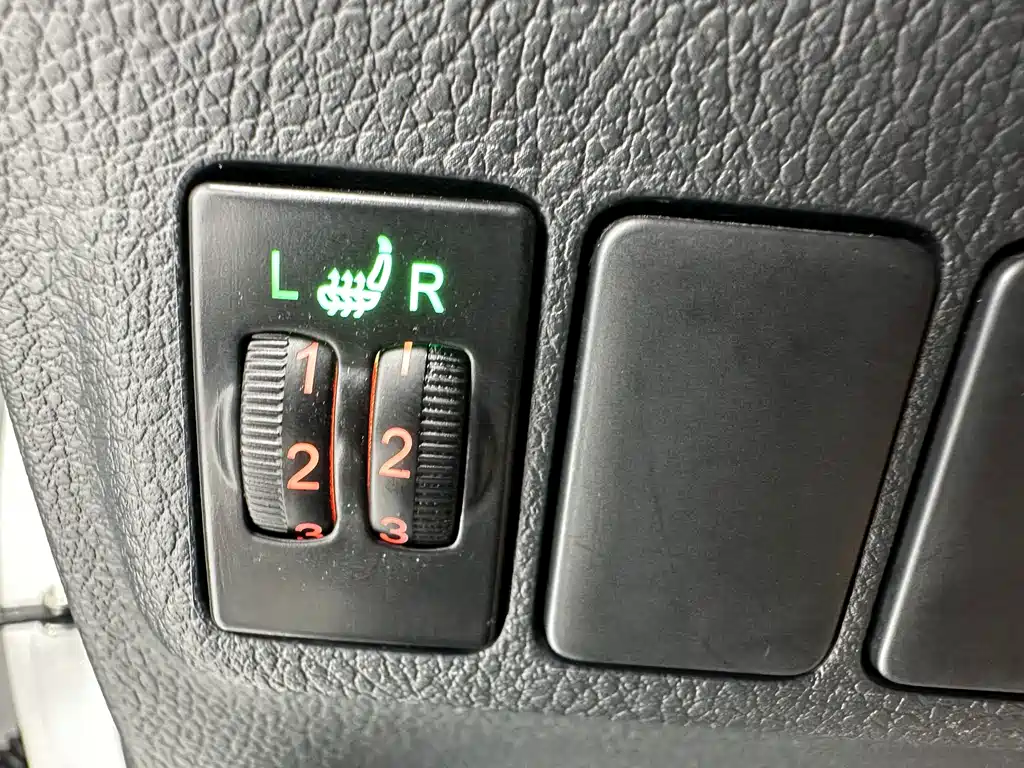 Mitsubishi Outlander 2022 — фото 13