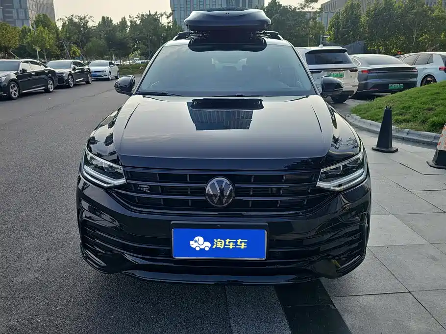 Volkswagen Tiguan L 2024