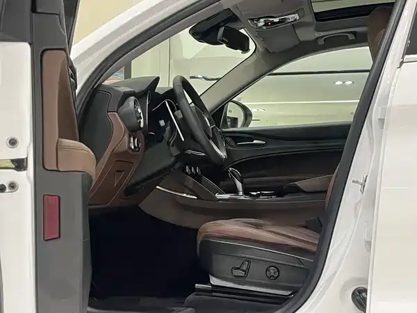 Alfa Romeo Stelvio 2018