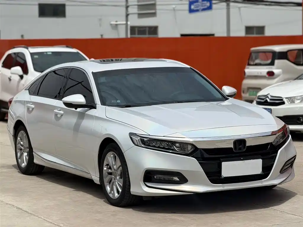 Honda Accord 2019 — фото 2