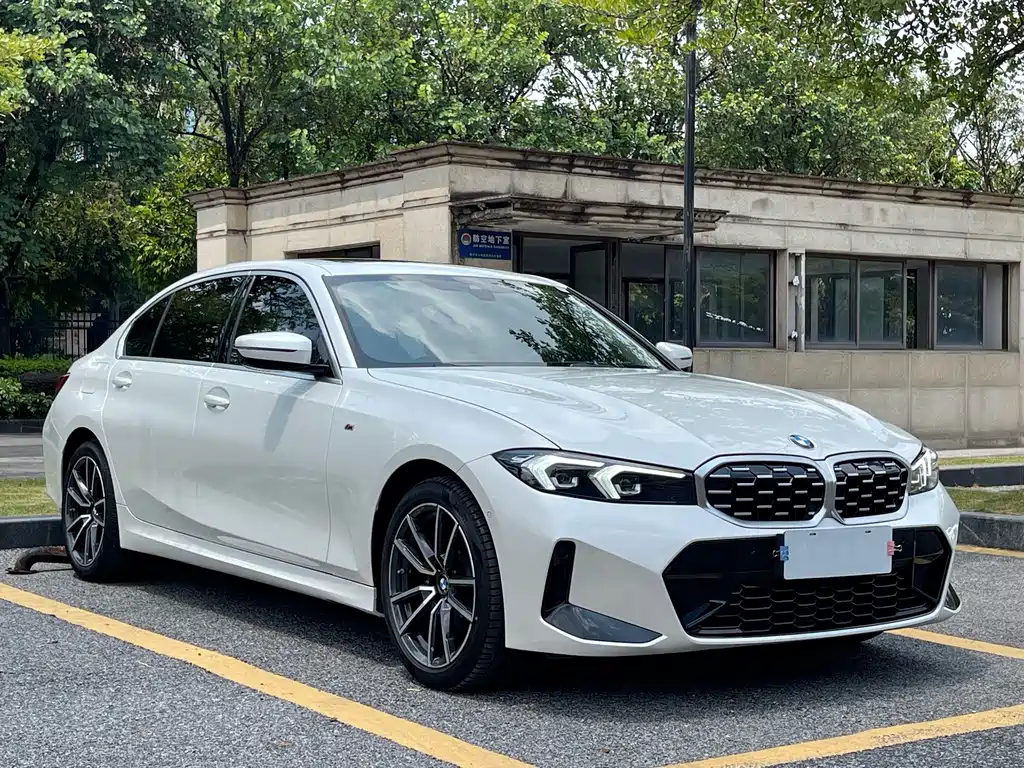 BMW 3 Series 2024